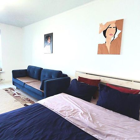 Аэропорт 10 Минут Apartment Astana Ngoại thất bức ảnh