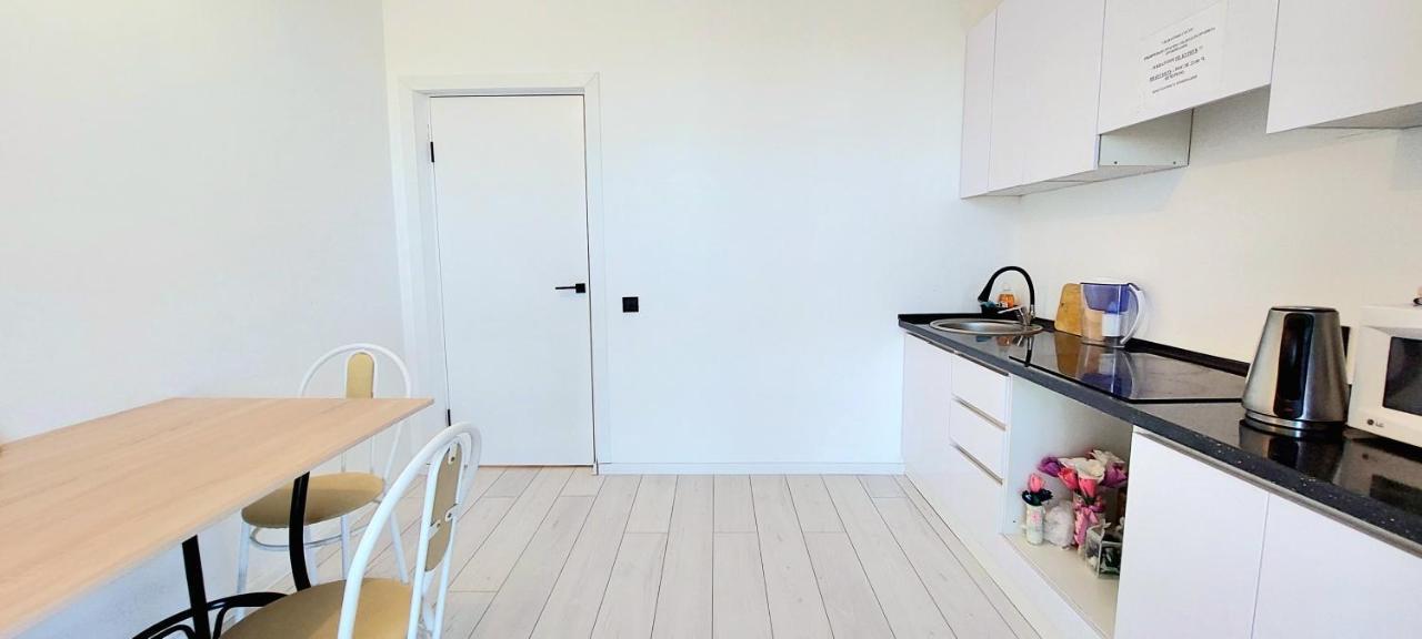Аэропорт 10 Минут Apartment Astana Ngoại thất bức ảnh